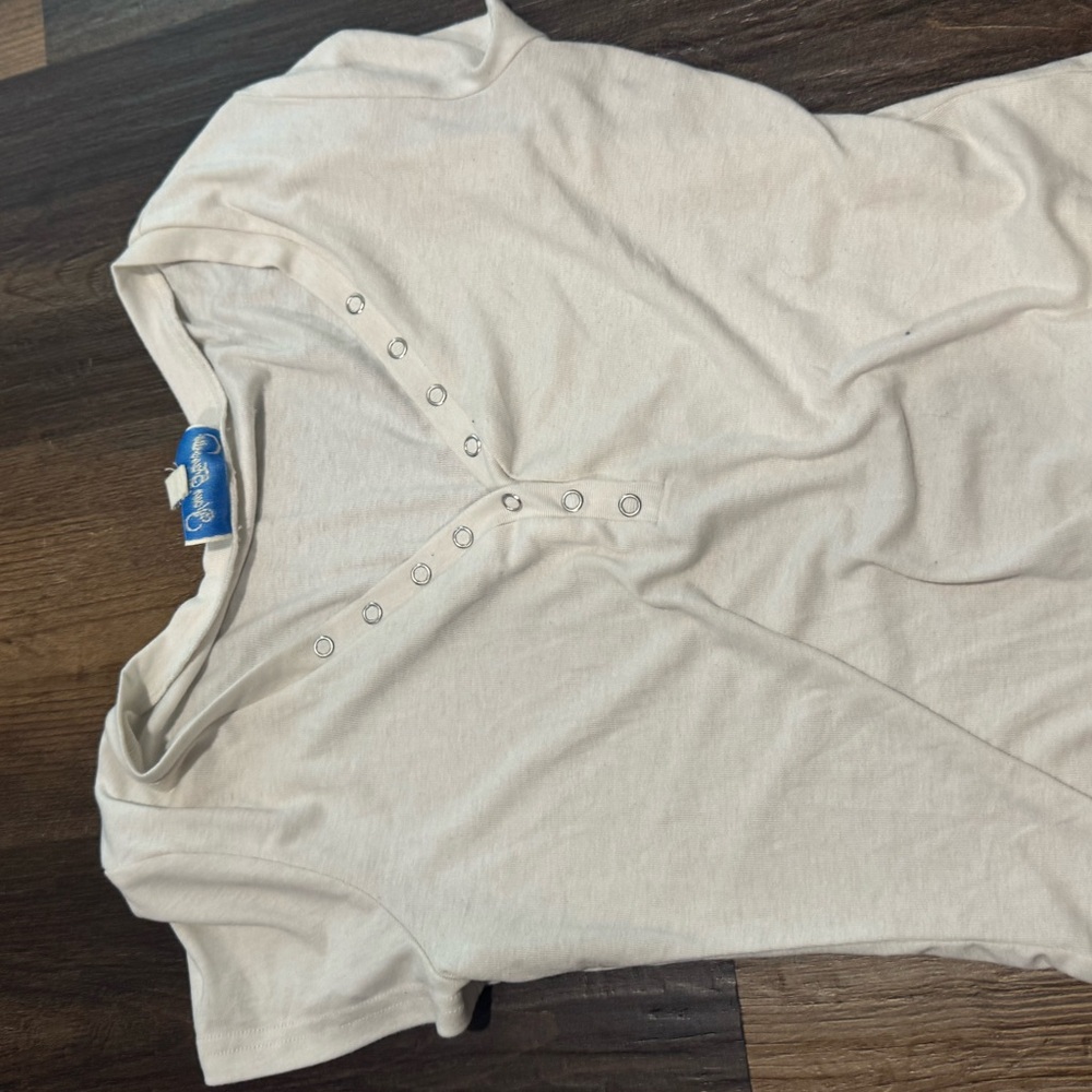 PacSun Cream Short Sleeve Tee